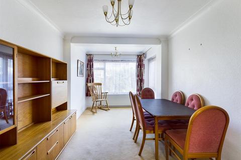 3 Southviews, South Croydon, CR2 8SH
