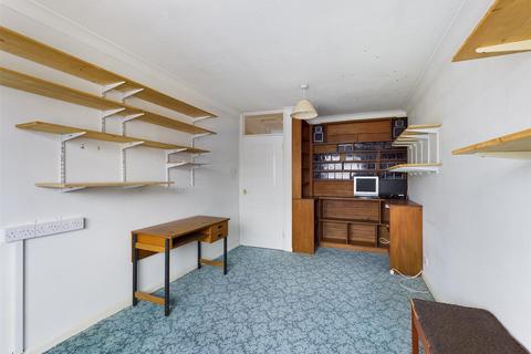 3 Southviews, South Croydon, CR2 8SH