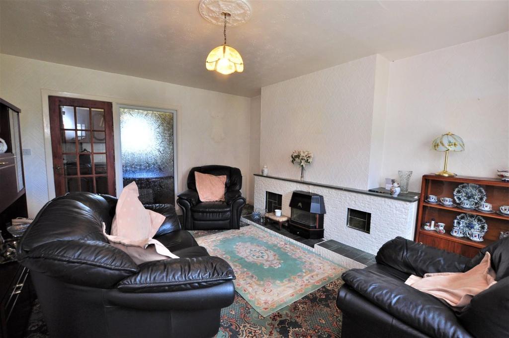 Caroline Crescent, Alva 2 bed end of terrace house £94,995