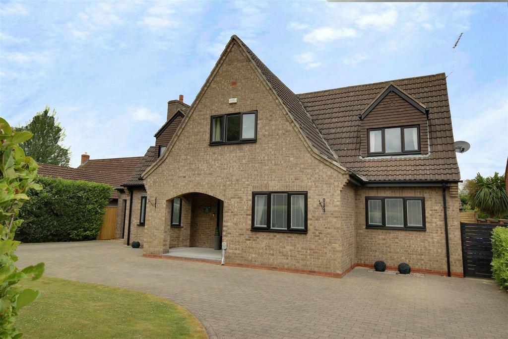On Hill, Swanland 4 bed detached house for sale £695,000