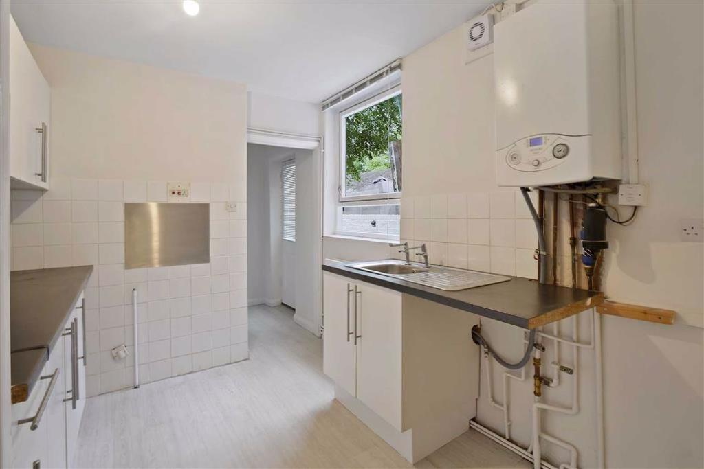 Peak Hill Gardens, Sydenham 1 bed flat £300,000