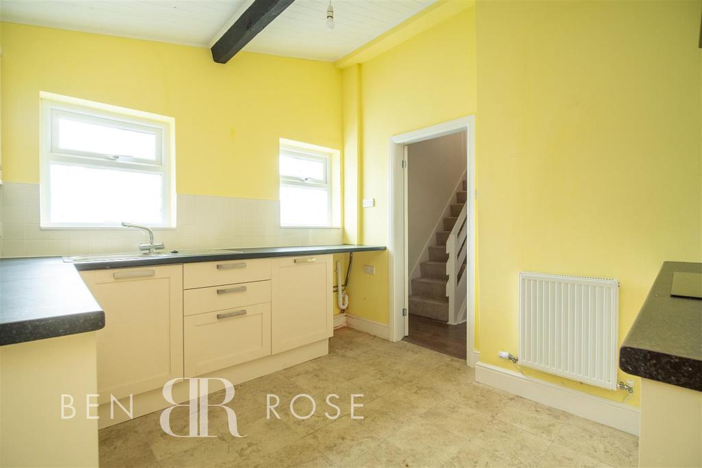 Wigan Lane, Coppull, Chorley 2 bed semidetached house £169,995