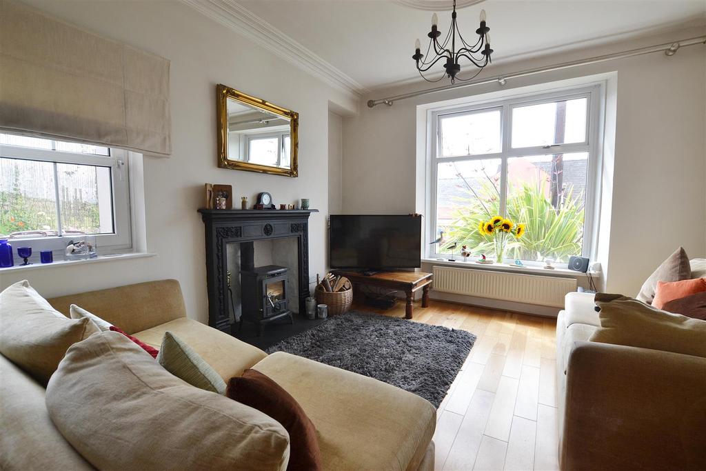 Living room.JPG