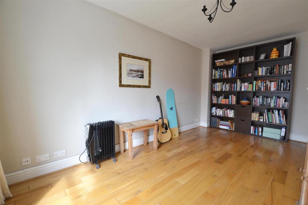 Sitting room.JPG