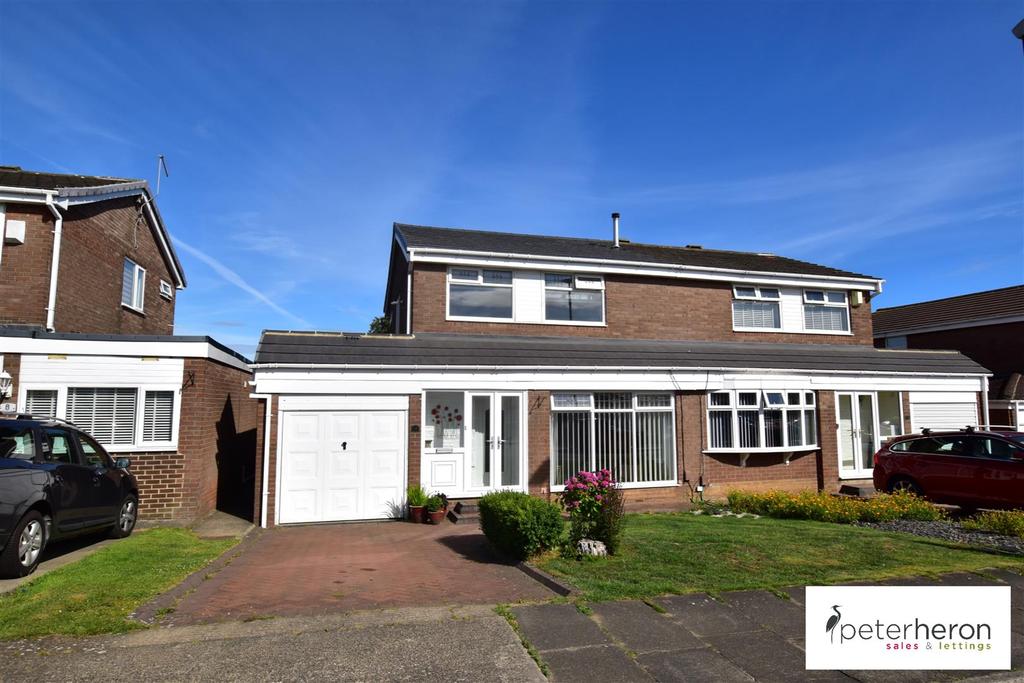 Melvaig Close, Moorside, Sunderland 3 bed semidetached house for sale