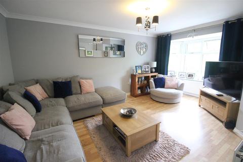 24 Hamilton Close, Newton Aycliffe, DL5 4DB