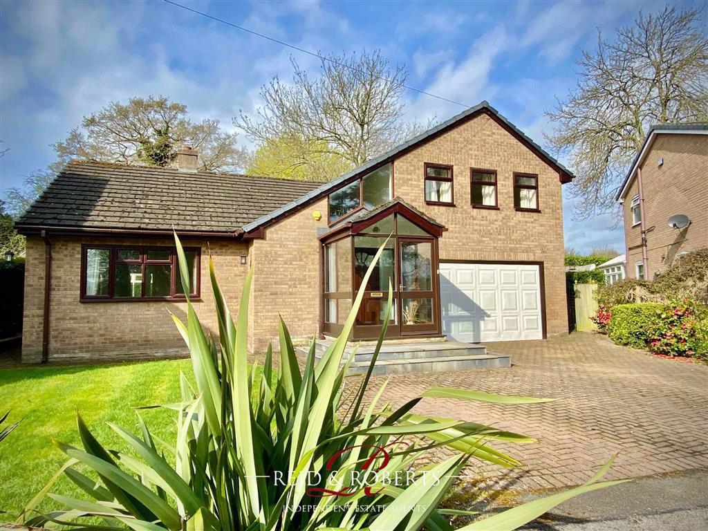 Longueville, Wrexham 4 bed detached house £425,000