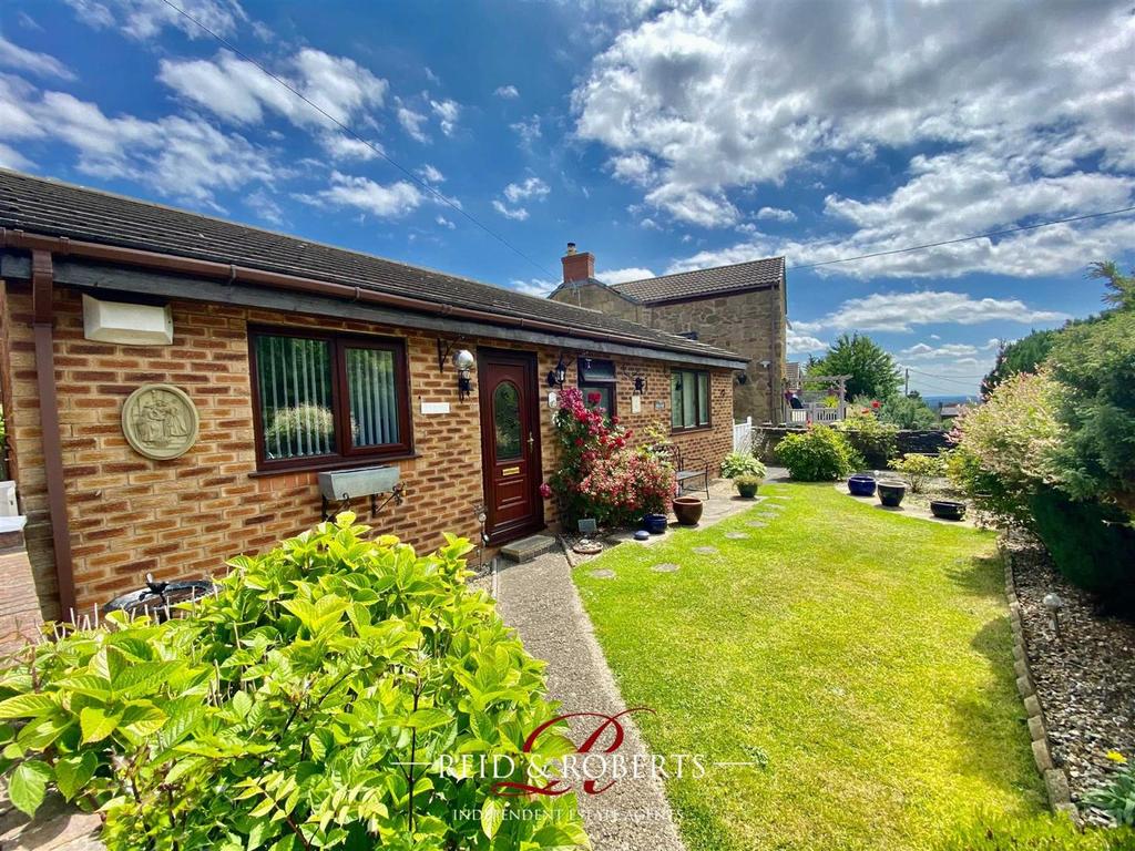 Broughton Grove, Quarry Road Pentre Broughton 2 bed detached bungalow for sale £240,000