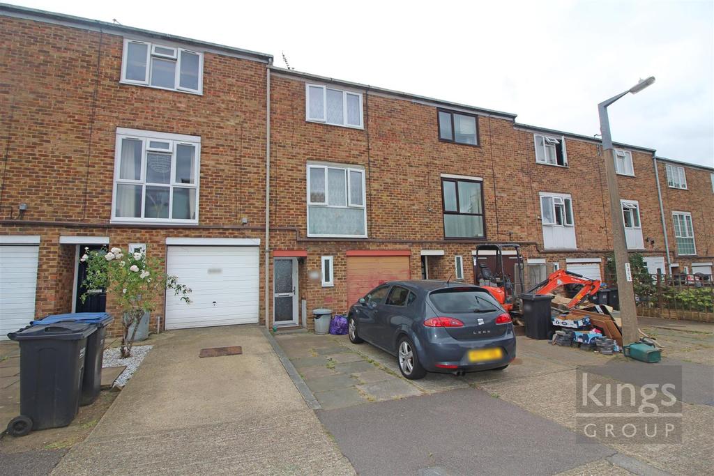 Brockles Mead, Harlow 3 bed terraced house £310,000