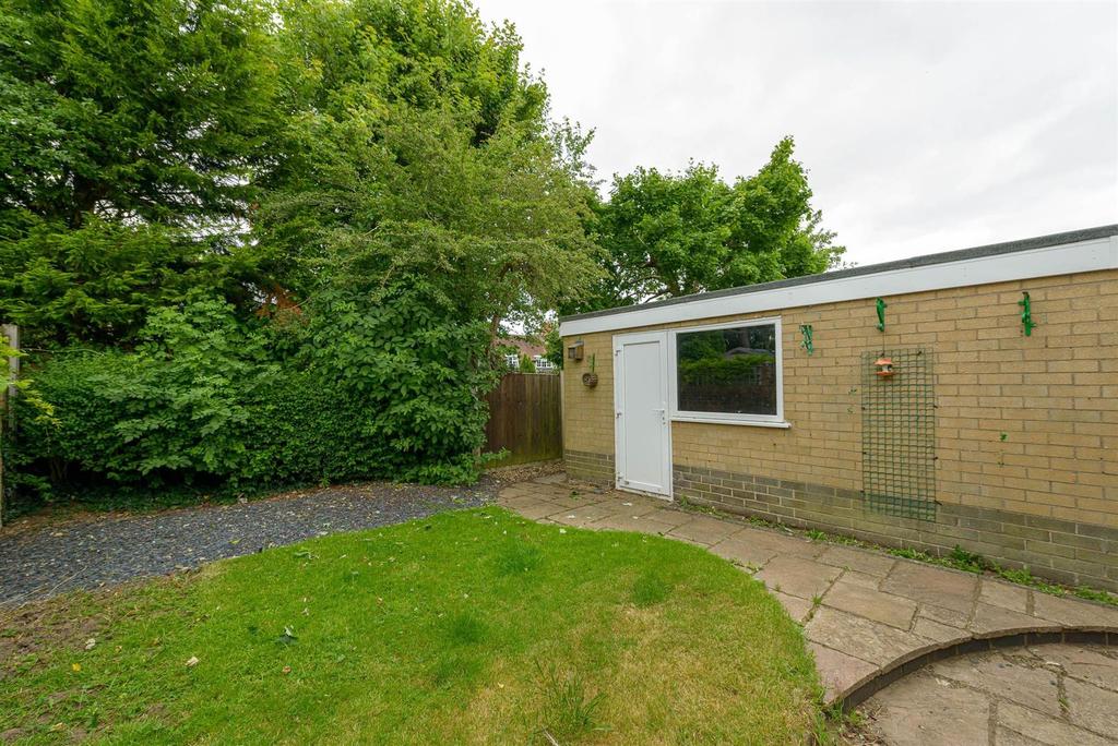Herrick Close, Wistaston, Crewe 3 bed semidetached house £199,950
