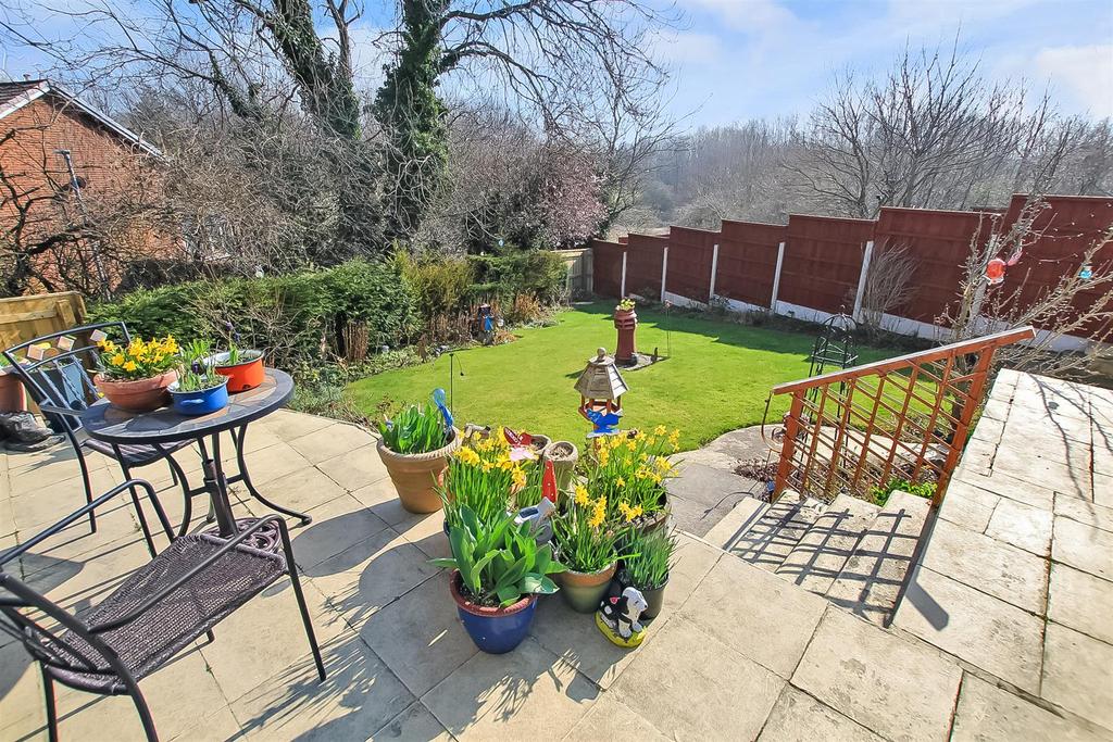 Mulgrave Court, Woodham, Newton Aycliffe 2 bed detached bungalow for