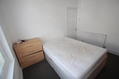 3 bedroom terraced house to rent - Newcome Road