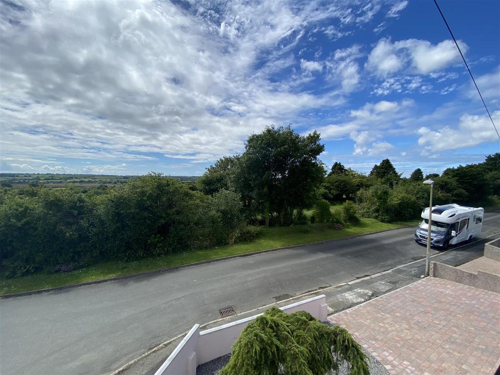 Ruther Park, Haverfordwest 4 bed detached house £500,000