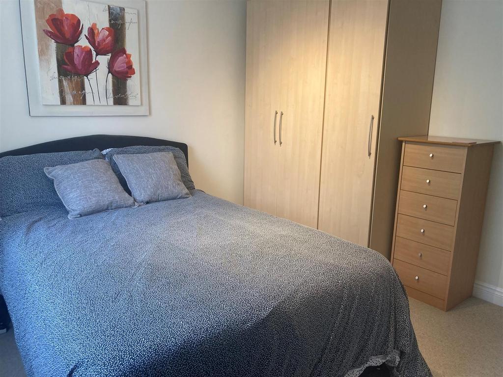 Bedroom 2.jpg