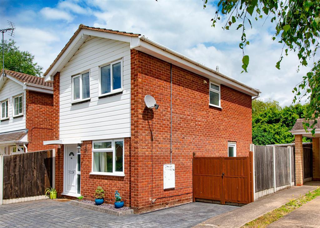 10 Green Meadow Close, Wombourne, Wolverhampton 3 bed detached house