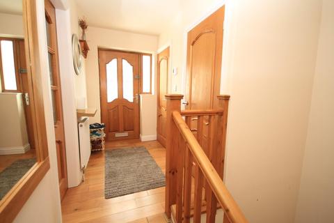 17a Altar Drive, Riddlesden, Keighley, BD20 5ER