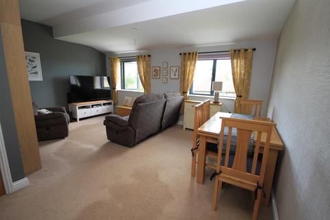17a Altar Drive, Riddlesden, Keighley, BD20 5ER