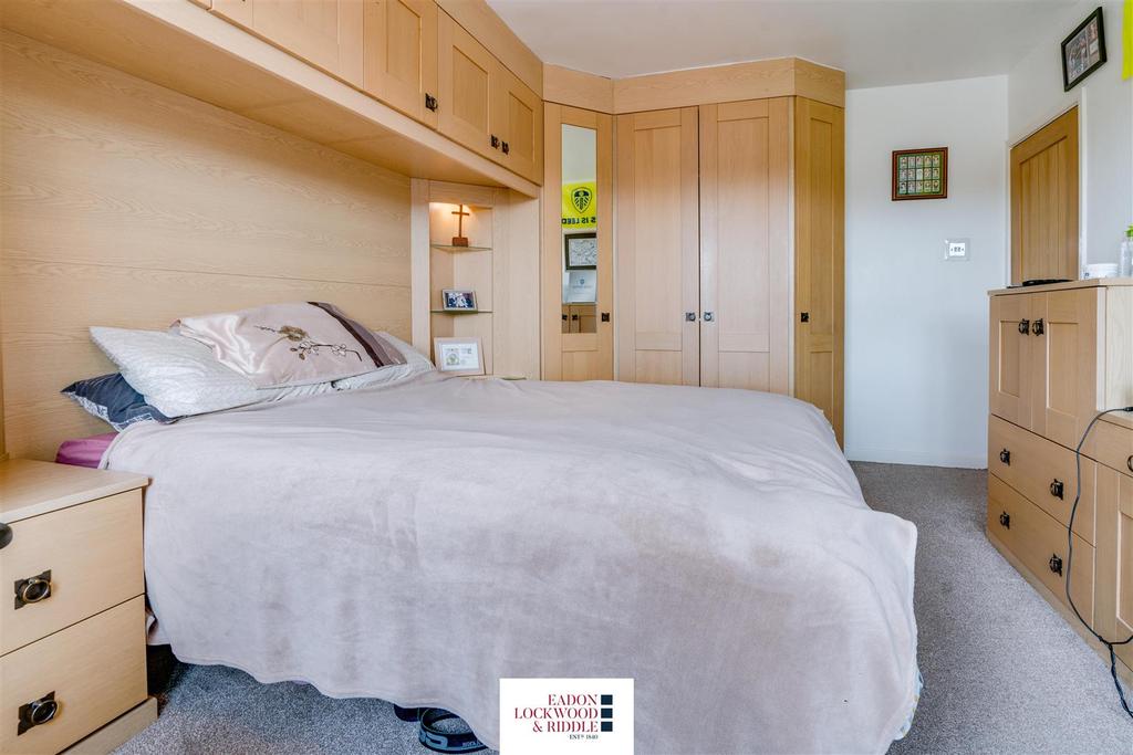 Bedroom 2-2.jpg