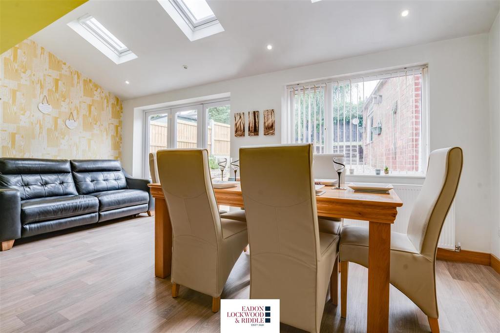 Sitting Room Diner 1.jpg
