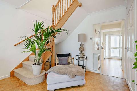 7 Furzefield Close, Chislehurst, BR7 5DE