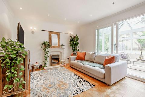7 Furzefield Close, Chislehurst, BR7 5DE