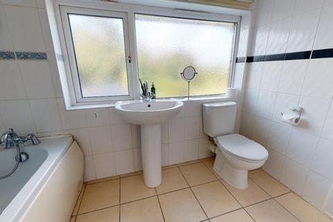 37 Chalky Bank, Gravesend, DA11 7NZ