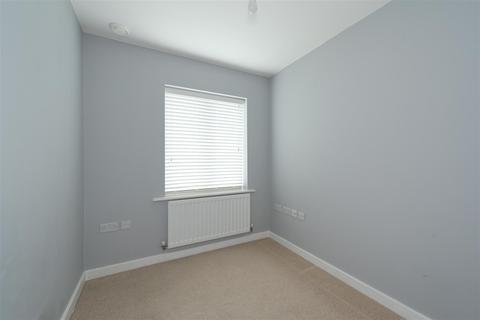 60 Parkview Way, Epsom, KT19 8FF