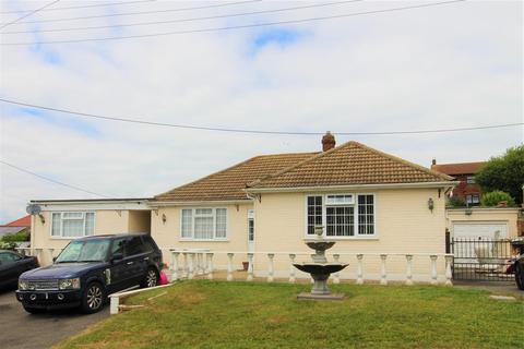 Abbey View Drive, Minster On Sea, Sheerness, Kent