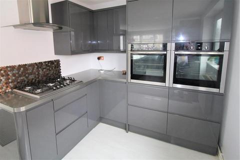 2 Abbey View Drive, Minster On Sea, Sheerness, ME12 2JW