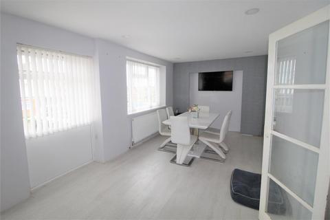 2 Abbey View Drive, Minster On Sea, Sheerness, ME12 2JW