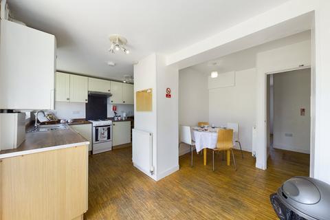 12 Melrose Close, Worcester, WR2 5JE
