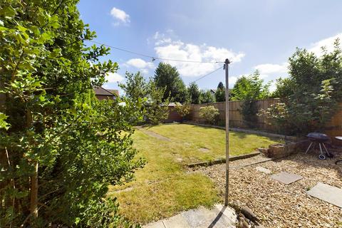 12 Melrose Close, Worcester, WR2 5JE