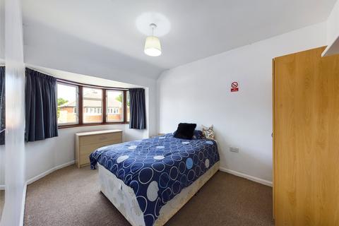 12 Melrose Close, Worcester, WR2 5JE