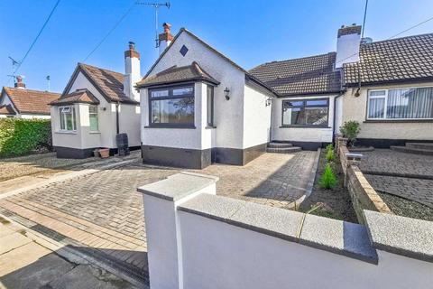 65 Adalia Crescent, Leigh-on-sea, SS9 3ST