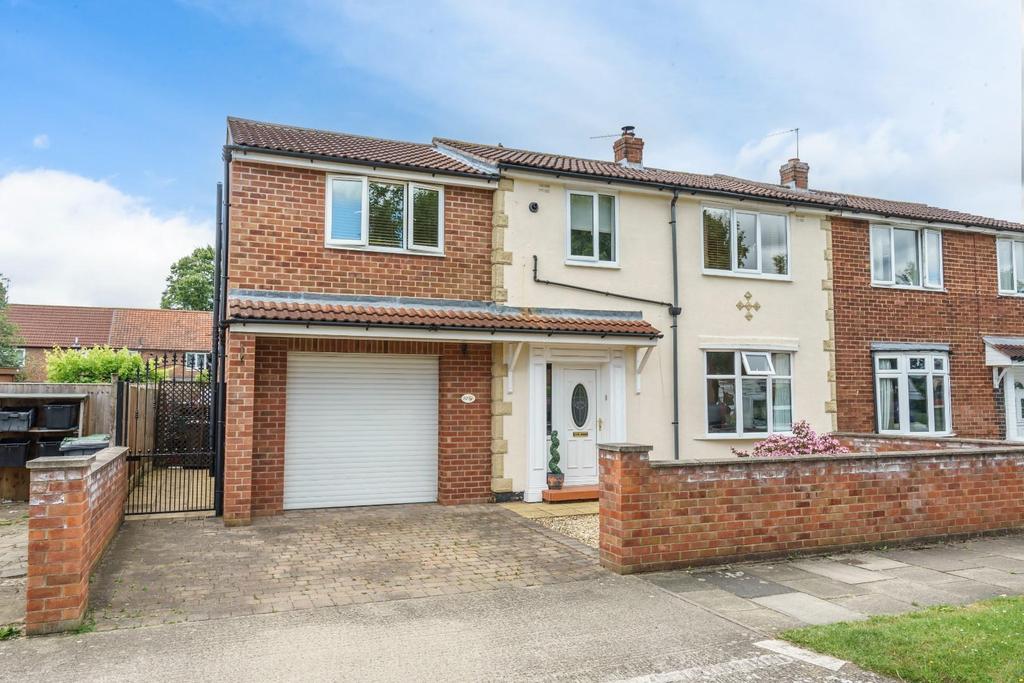 Leven Road, Dringhouses, York 5 bed semidetached house £375,000