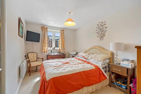 1 bedroom apartment for sale - Imber Court, George Street, Warminster, BA12 8FY