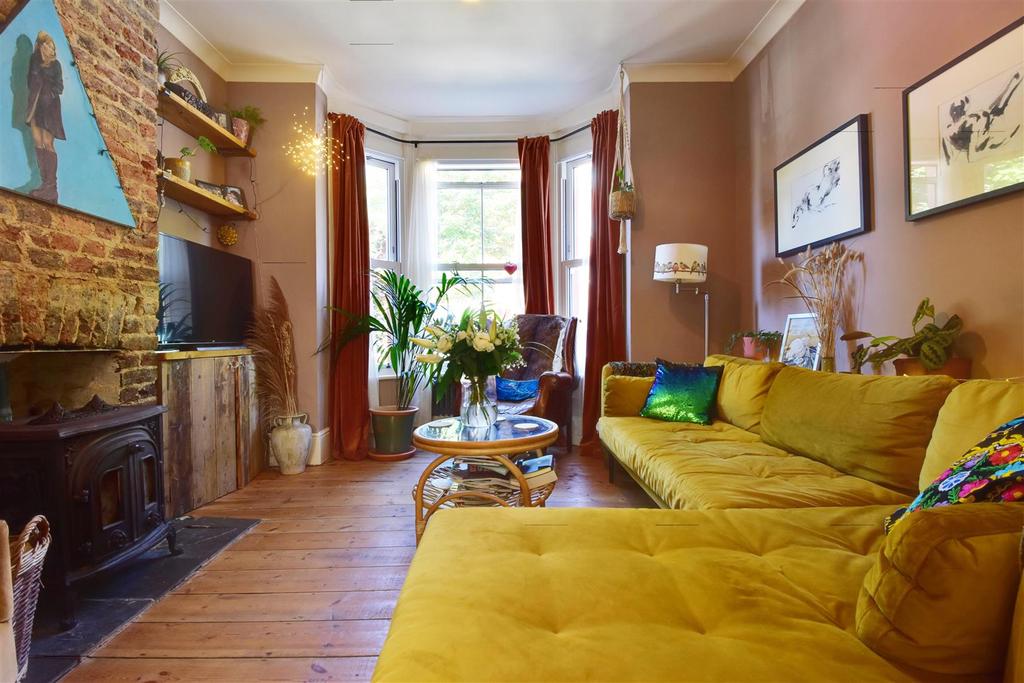 St. James Road, Hastings 2 bed terraced house for sale £320,000