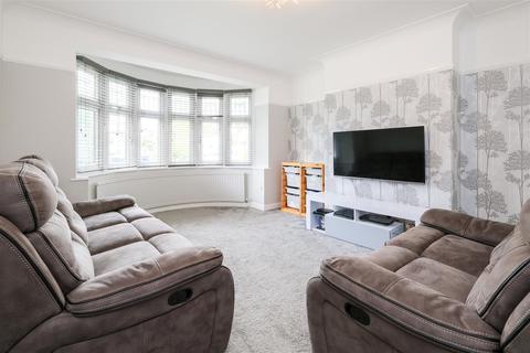 5 bedroom semi-detached house for sale - Heathcote Grove, North Chingford