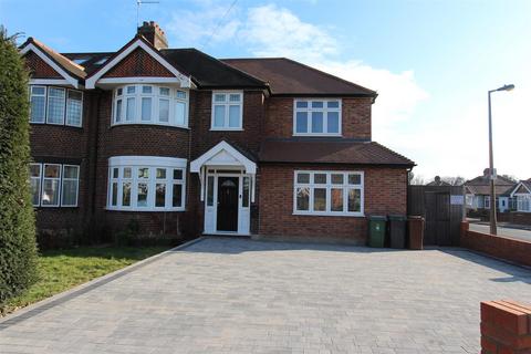 83 Heathcote Grove, London, E4 6SB