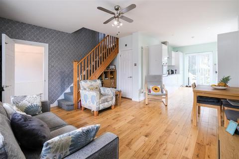 83 Heathcote Grove, London, E4 6SB