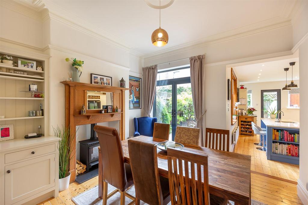 Roseworth Crescent, Gosforth... 5 bed end of terrace house £595,000