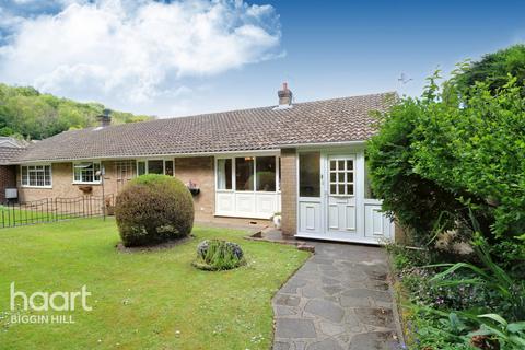 1 Sonnet Walk, Biggin Hill, Westerham, TN16 3NN
