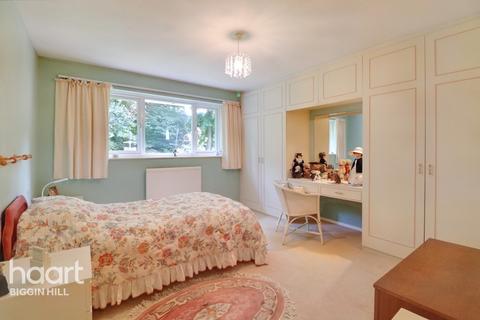 1 Sonnet Walk, Biggin Hill, Westerham, TN16 3NN