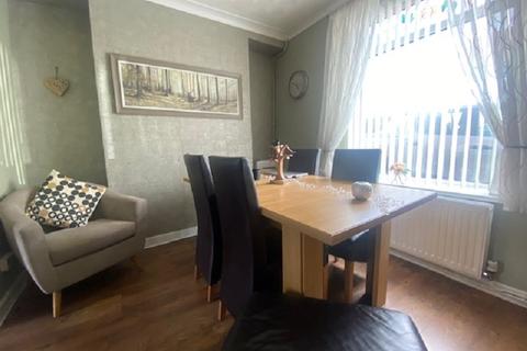 32 Lyons Place, Resolven, Neath, SA11 4ND