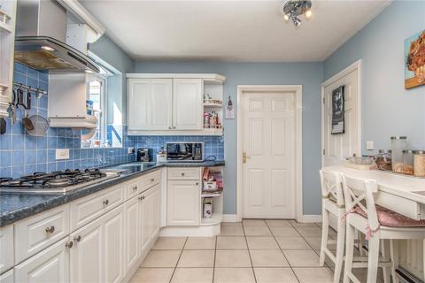 8 Aspens Way, Bromsgrove, B61 0UW