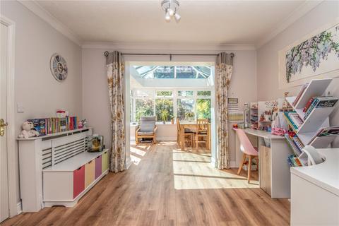 8 Aspens Way, Bromsgrove, B61 0UW