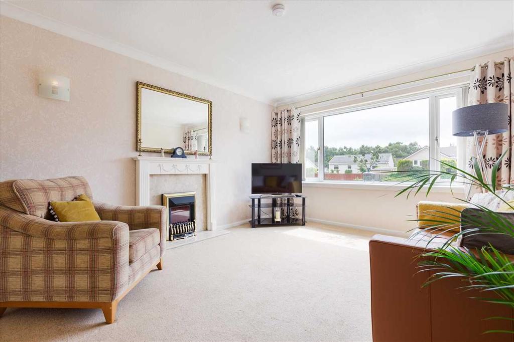 Pitcairn Grove, Hairmyres, EAST KILBRIDE 2 bed apartment £127,500