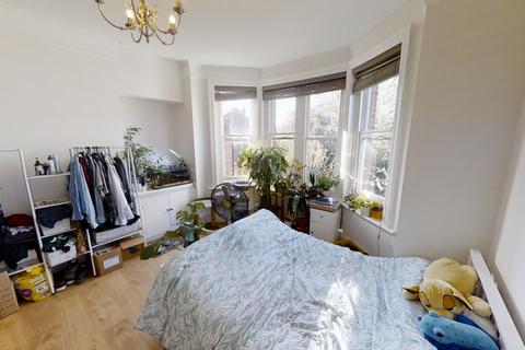 1 bedroom apartment to rent, High Street, Bramley, Busbridge and Hascombe, GU5