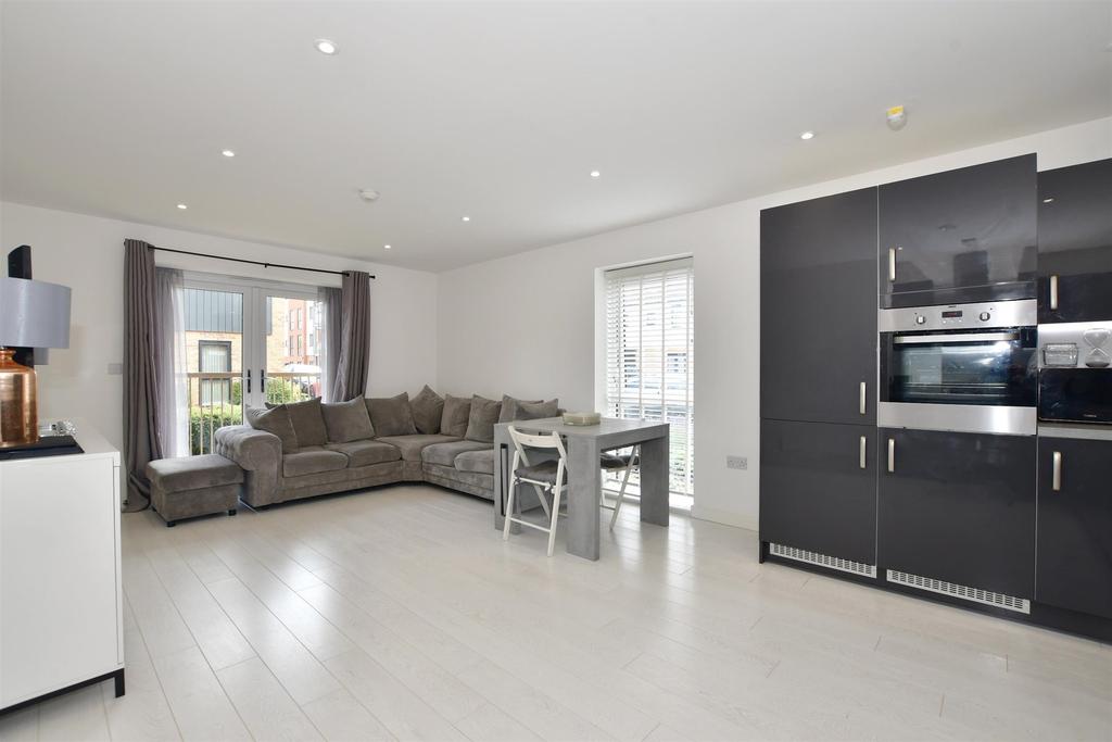 Lounge/Diner/Kitchen