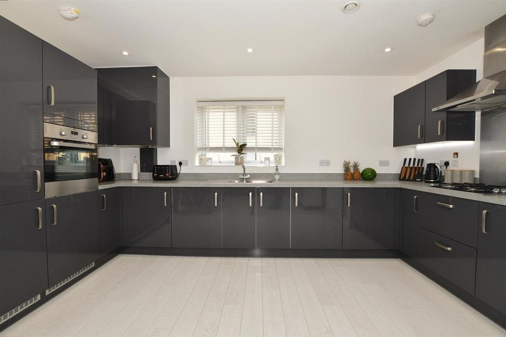 Lounge/Diner/Kitchen